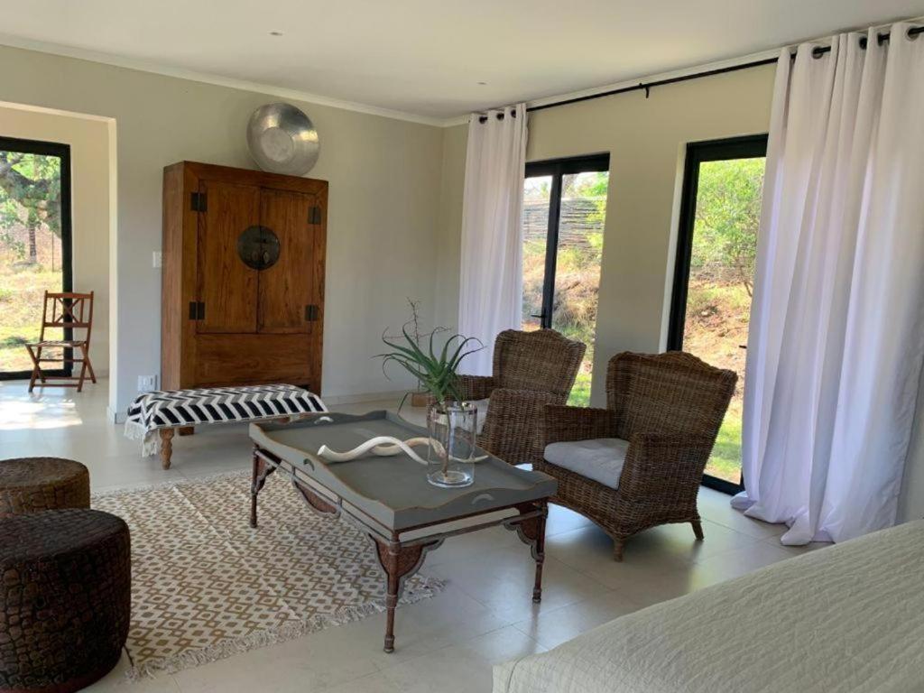 Crocodile Sands River Lodge Mbombela Zewnętrze zdjęcie